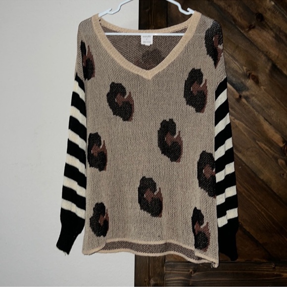 Spanx Faux Leather Leggings Black and leopard sweater - Picture 2 of 2